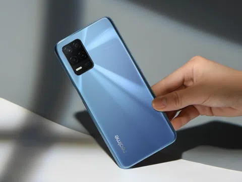 Realme 8 có phiên bản 5G, giá 7,99 triệu đồng