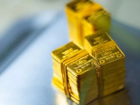 Giá vàng trong nước tăng vọt